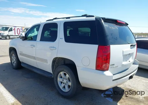 2010 GMC Yukon Slt z USA, uszkodzony, nr VIN 1GKUKCE05AR255945